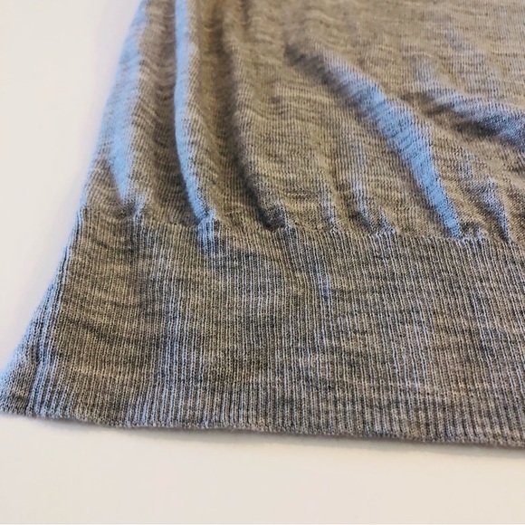 Gap 100% Merino Wool Sweater - Picture 7 of 12